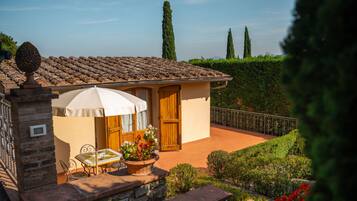 Classic con patio attrezzato | Italienische BettbezĂŒge von Frette, Zimmersafe, schallisolierte Zimmer