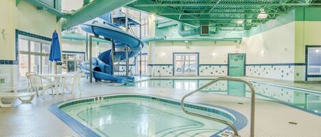 Piscine intérieure