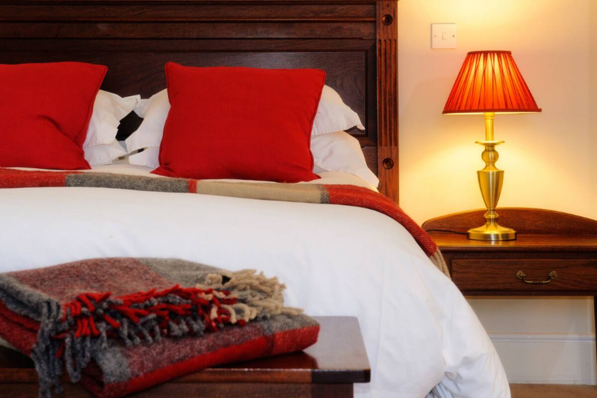 superior double room | down duvets, desk, iron/ironing board, cots/infant beds