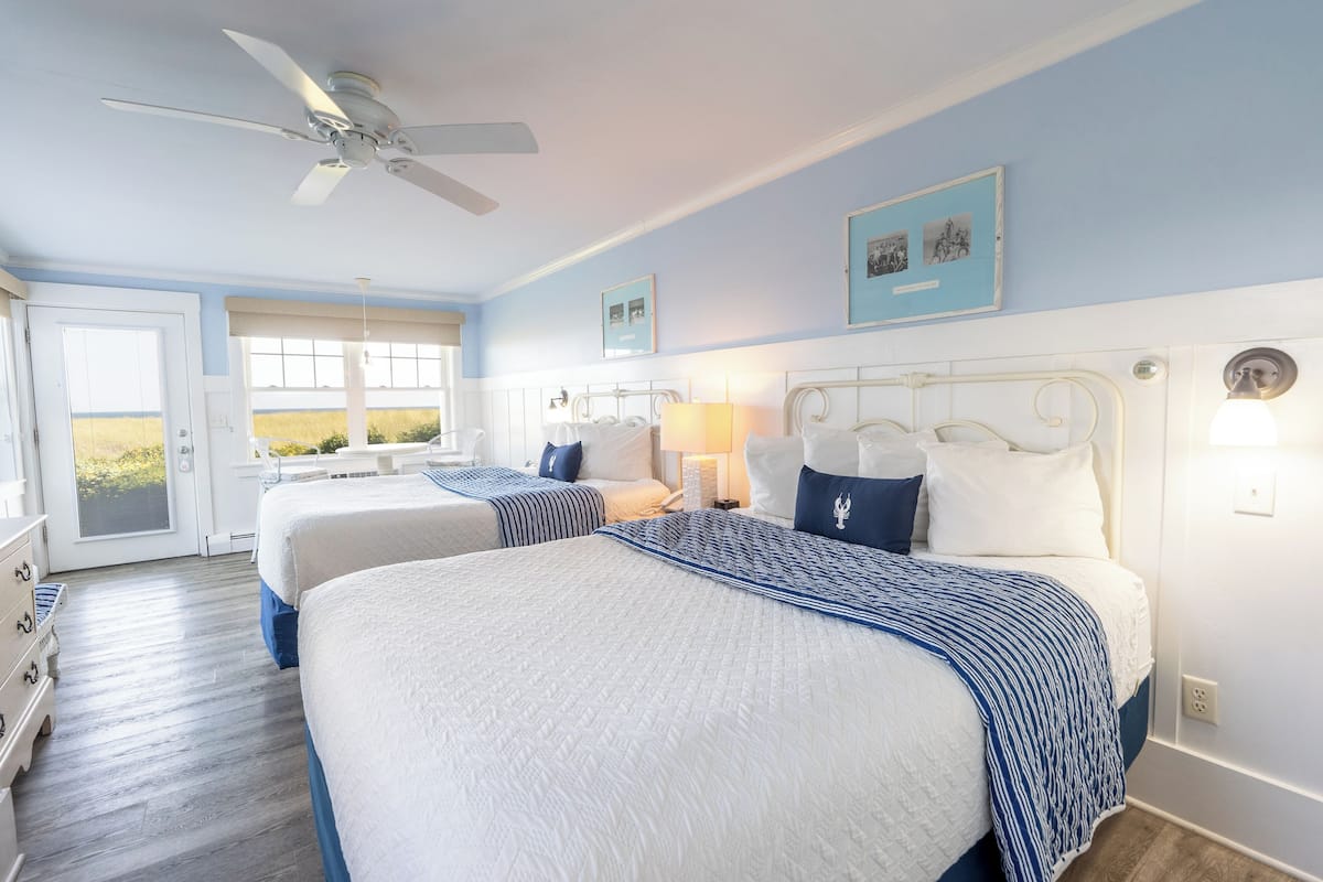 Chambre Classique, 2 grands lits, en front de mer