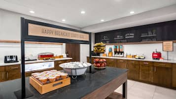 Free daily buffet breakfast