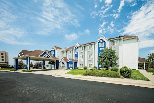 Microtel Inn & Suites by Wyndham Cheyenne