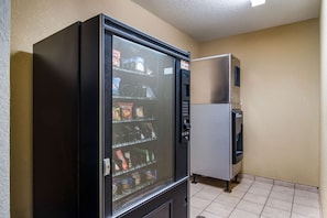 Vending machine - Motel 6 Canton, GA (Canton)