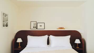 In-room safe, desk, blackout drapes, soundproofing