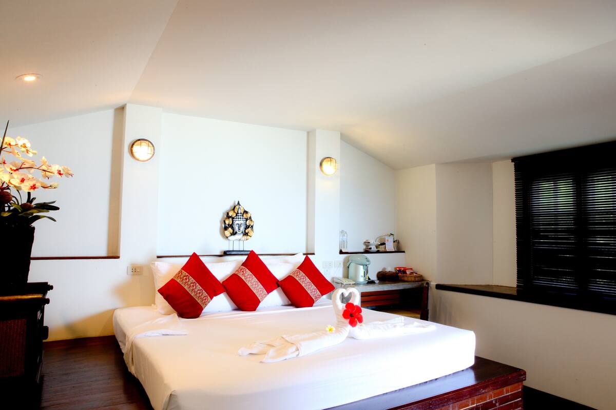Deluxe Bungalow | Select Comfort beds, minibar, in-room safe, desk
