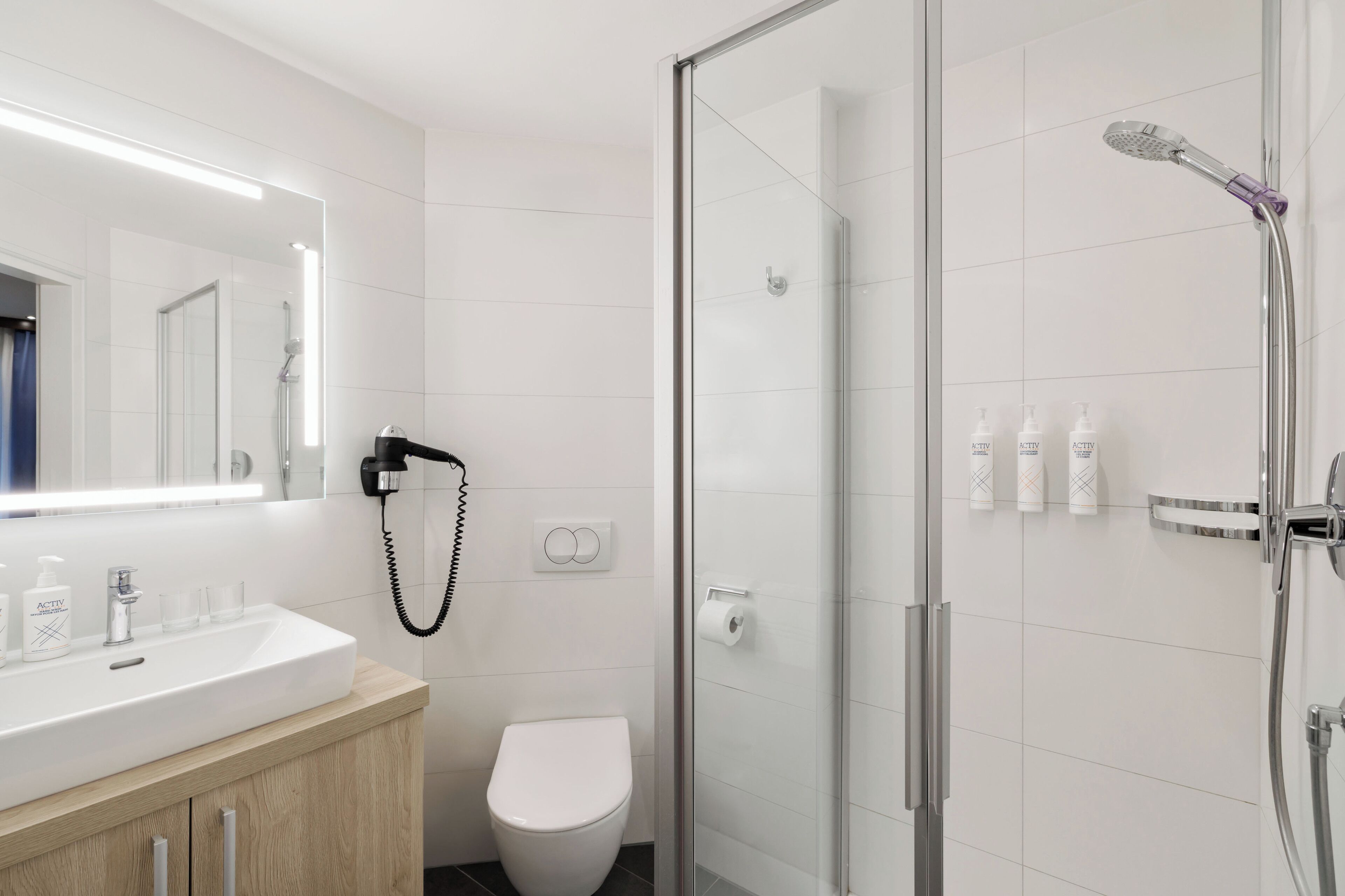 Standard Room, 1 King Bed, Balcony, City View (City View) | In-room safe, desk, blackout drapes, soundproofing