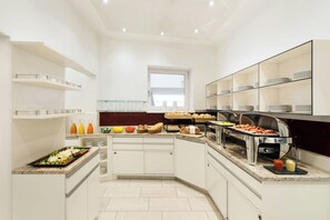 Desayuno buffet todos los días (con cargo)