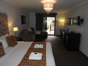 Suíte | Roupas de cama premium, cofres nos quartos, escrivaninha