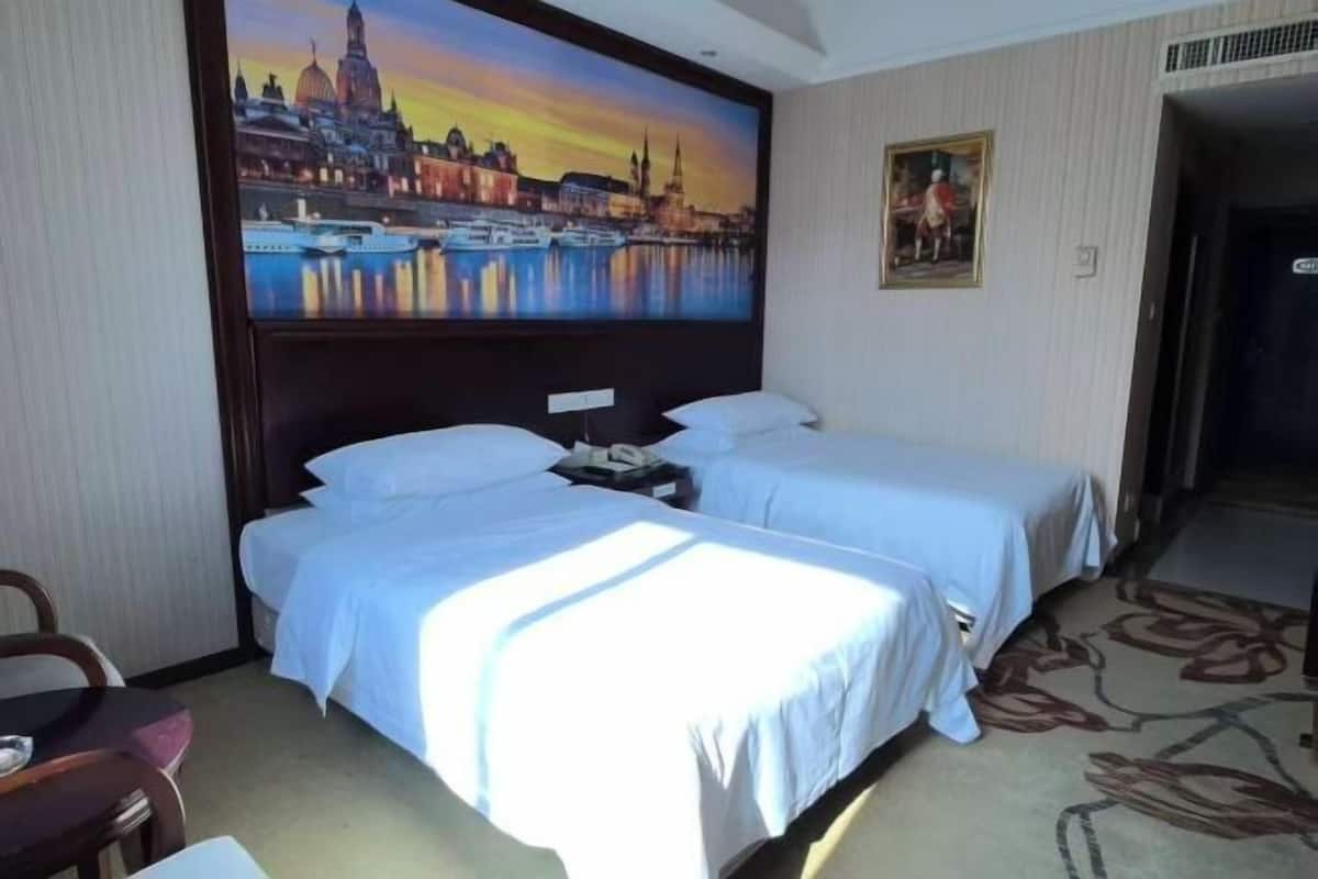 Schreibtisch, kostenloses Internet per Kabel, Bettwäsche