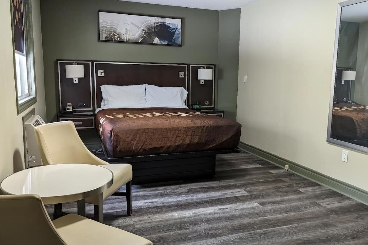 WiFi (free), alarm clocks, bed sheets