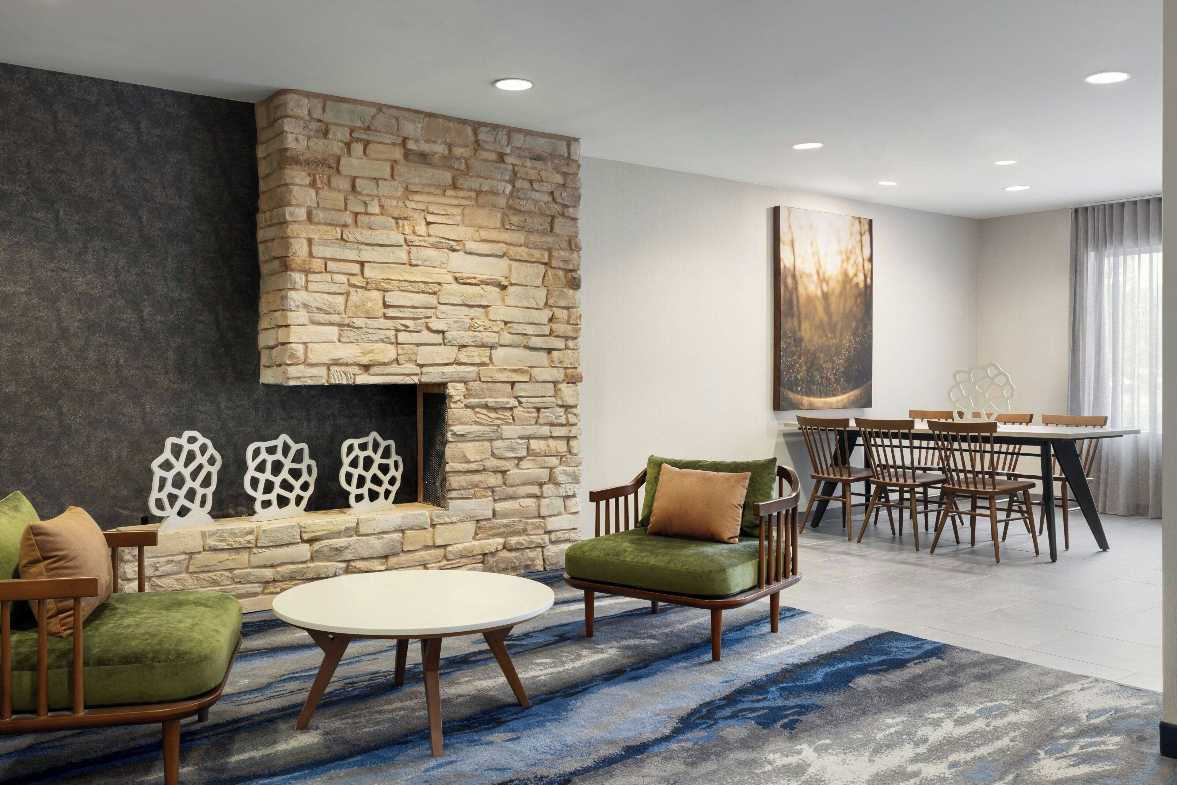 Lobby lounge