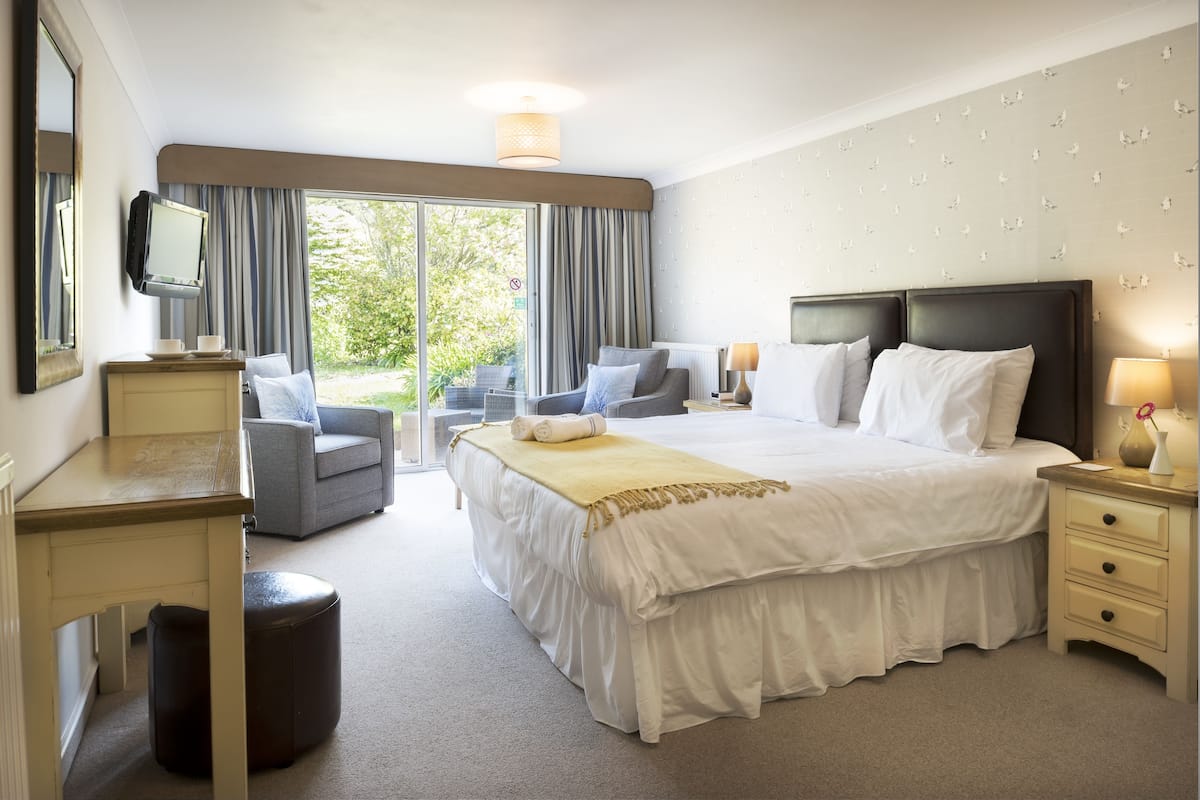 Klassieke kamer, 1 twee- of 2 eenpersoonsbedden | 1 slaapkamer, luxe beddengoed, een kluis op de kamer