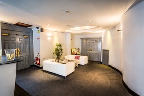 Reception - The Kildare Street (Dublin)