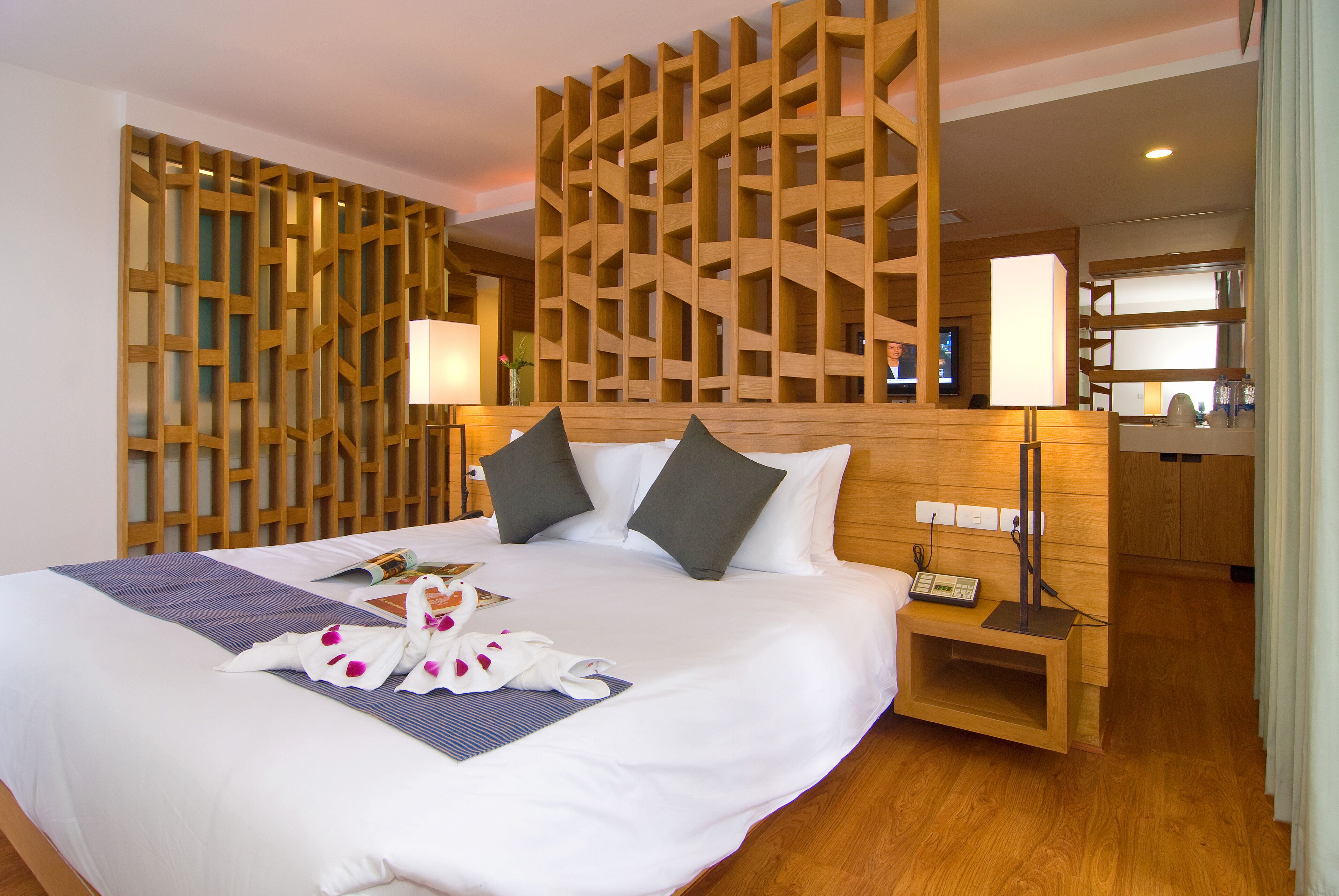 Ropa de cama de alta calidad y minibar 