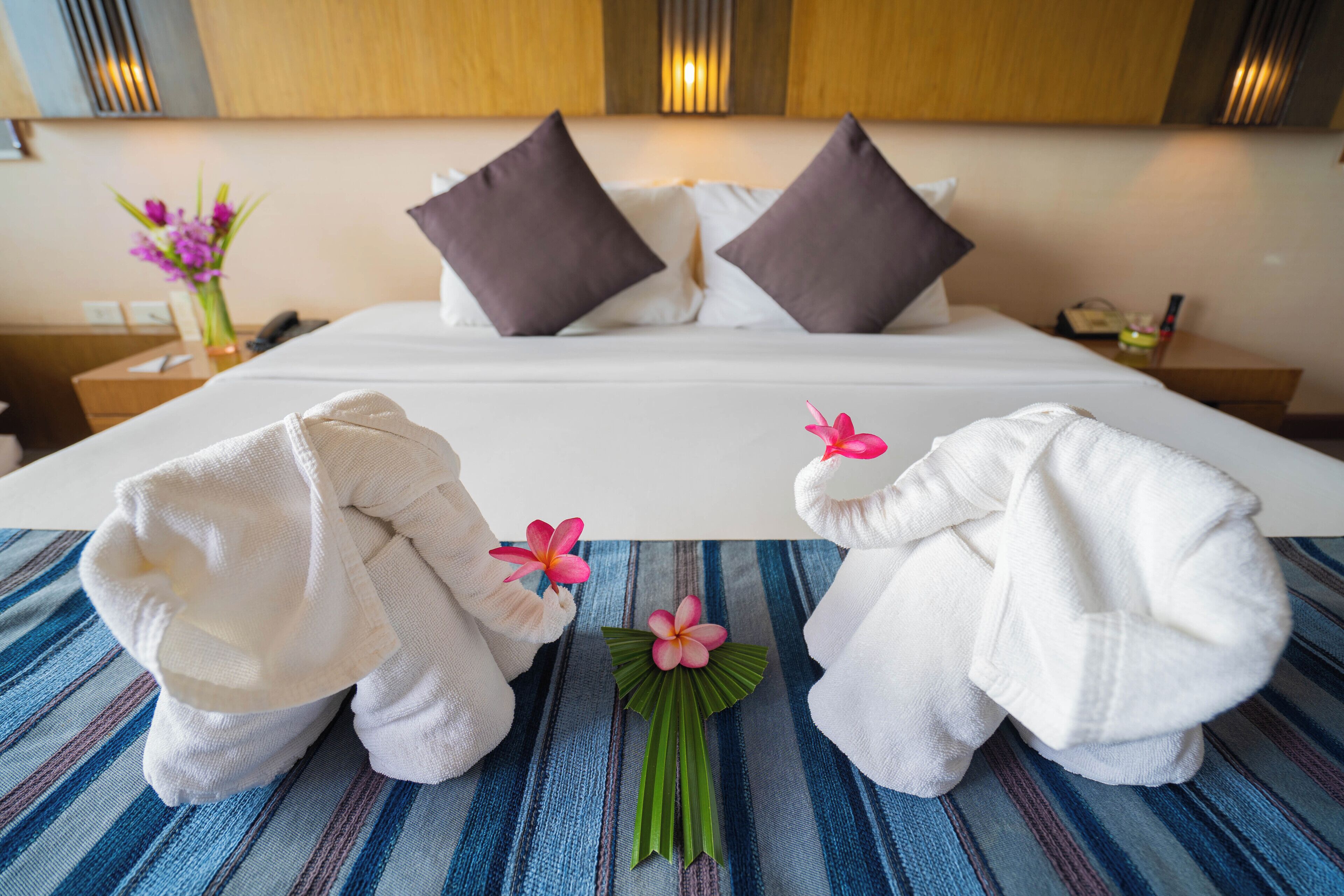 Grand Deluxe Family 2 rooms with connecting door | เครื่องนอนระดับพรีเมียม, มินิบาร์, ตู้นิรภัยในห้องพัก, โต๊ะทำงาน