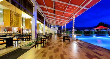 Peach Blossom Resort