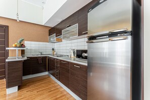 Standard-huoneisto, 1 makuuhuone | Yksityinen keittiö | Kahvin-/teenkeitin, vedenkeitin