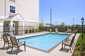 Seasonal outdoor pool, open noon to 8:00 PM, sun loungers