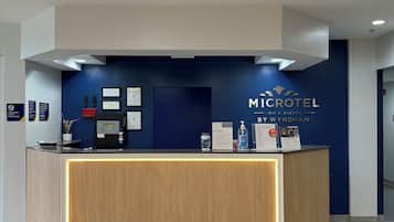 Concierge desk
