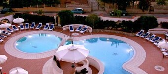 Sunshine Hotel & Spa