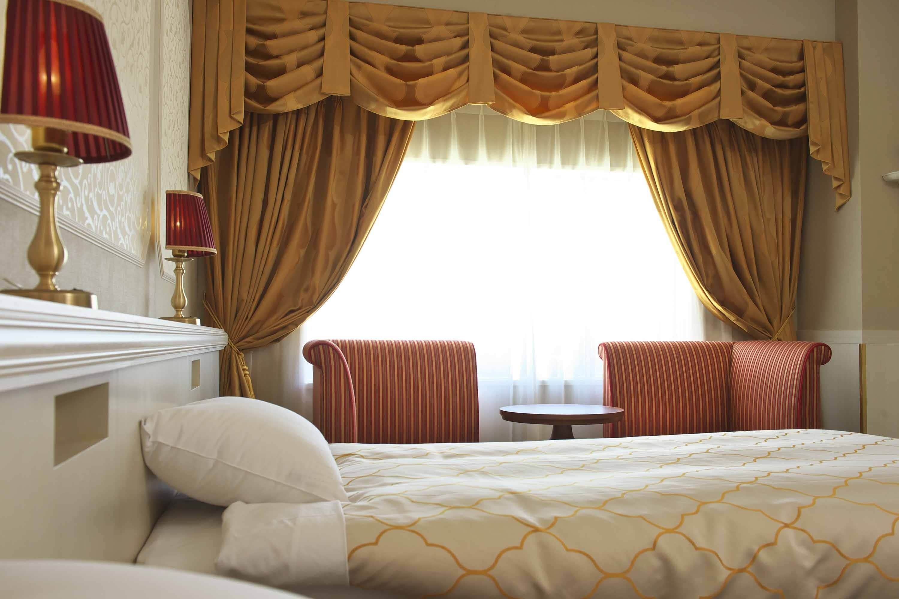 blackout curtains, iron/ironing board, free wifi, bed sheets