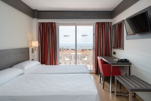 Coffres-forts dans les chambres, bureau, Wi-Fi gratuit, draps fournis