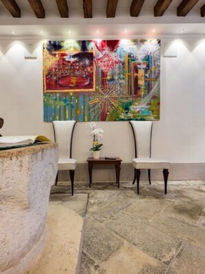 Interior - Hotel Dell'Opera (Venice)