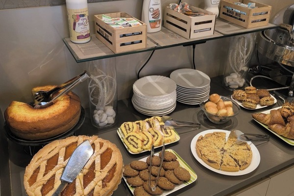 Daily continental breakfast for a fee