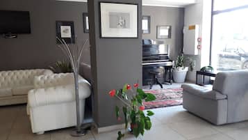 Sala de estar en el lobby