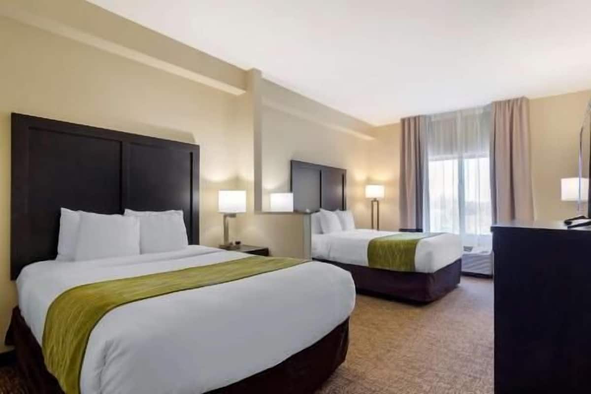In-room safe, desk, blackout drapes, iron/ironing board
