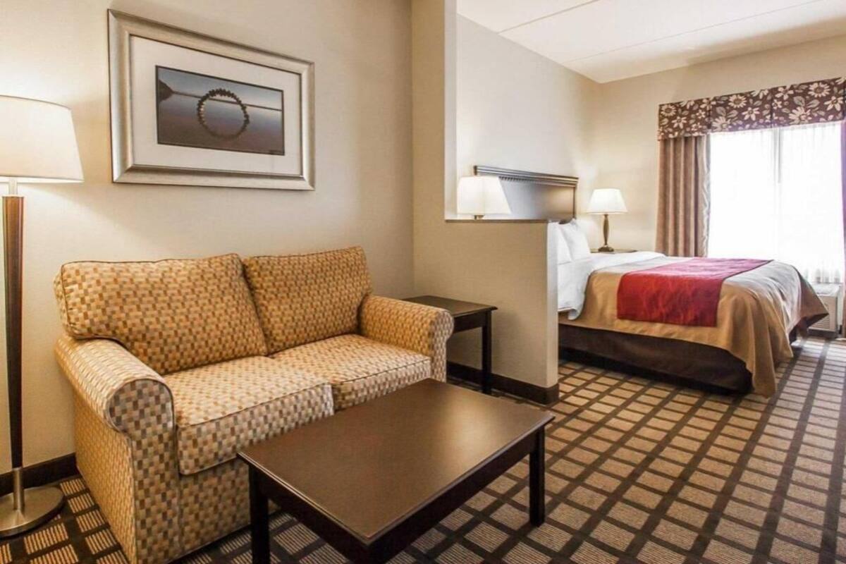 In-room safe, desk, blackout drapes, iron/ironing board