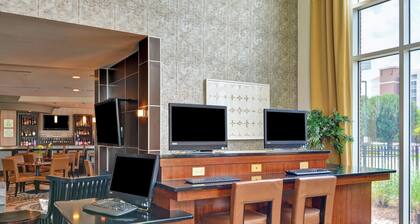 DoubleTree by Hilton Hotel Baton Rouge