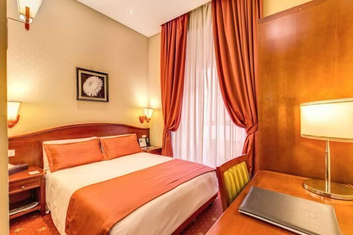 Premium bedding, minibar, in-room safe, individually furnished