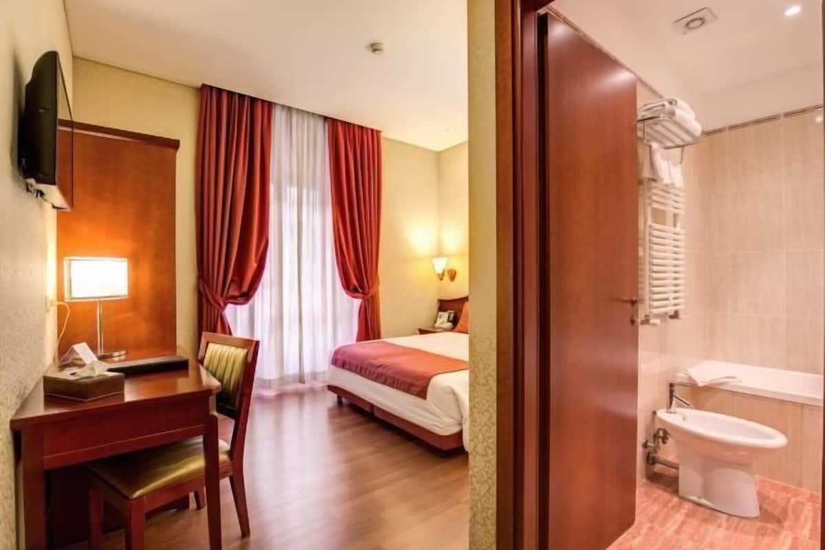 Premium bedding, minibar, in-room safe, individually furnished