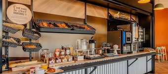 B&B HOTEL Maubeuge Gare