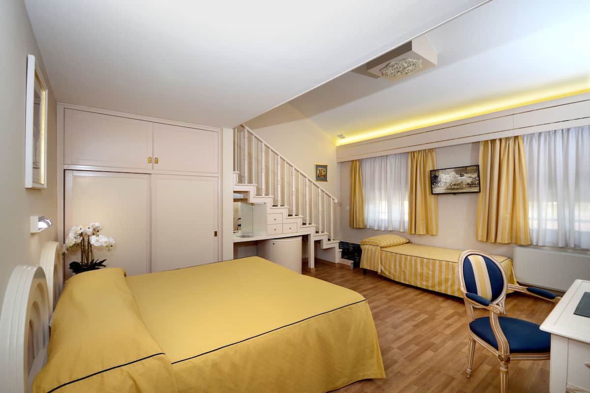 Standard Triple Room, 1 Bedroom (Triple Room on 2 Levels, Small window)