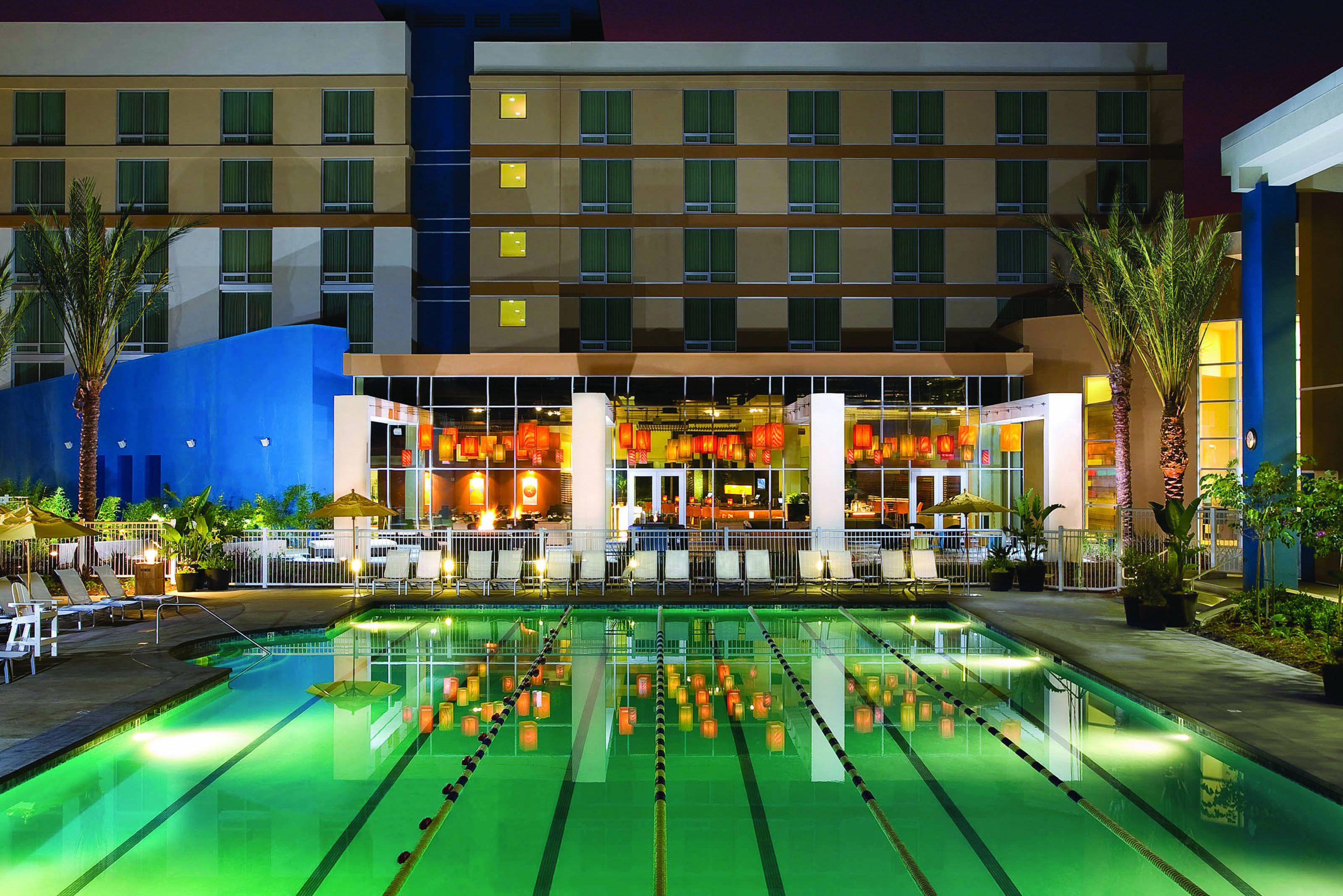 3 outdoor pools, open 6:00 am to 10:00 pm, pool cabanas (surcharge)