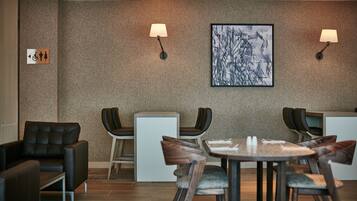 Breakfast, lunch, dinner served; international cuisine