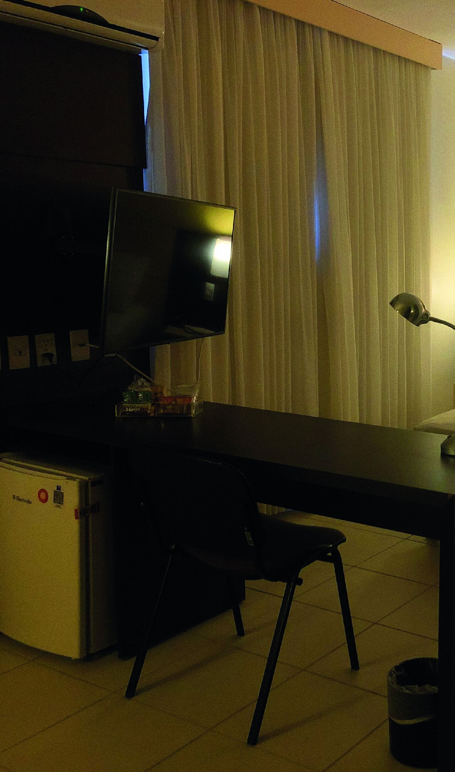 in-room safe, desk, free wifi