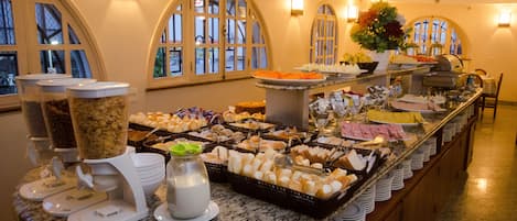 Petit déjeuner compris tous les jours