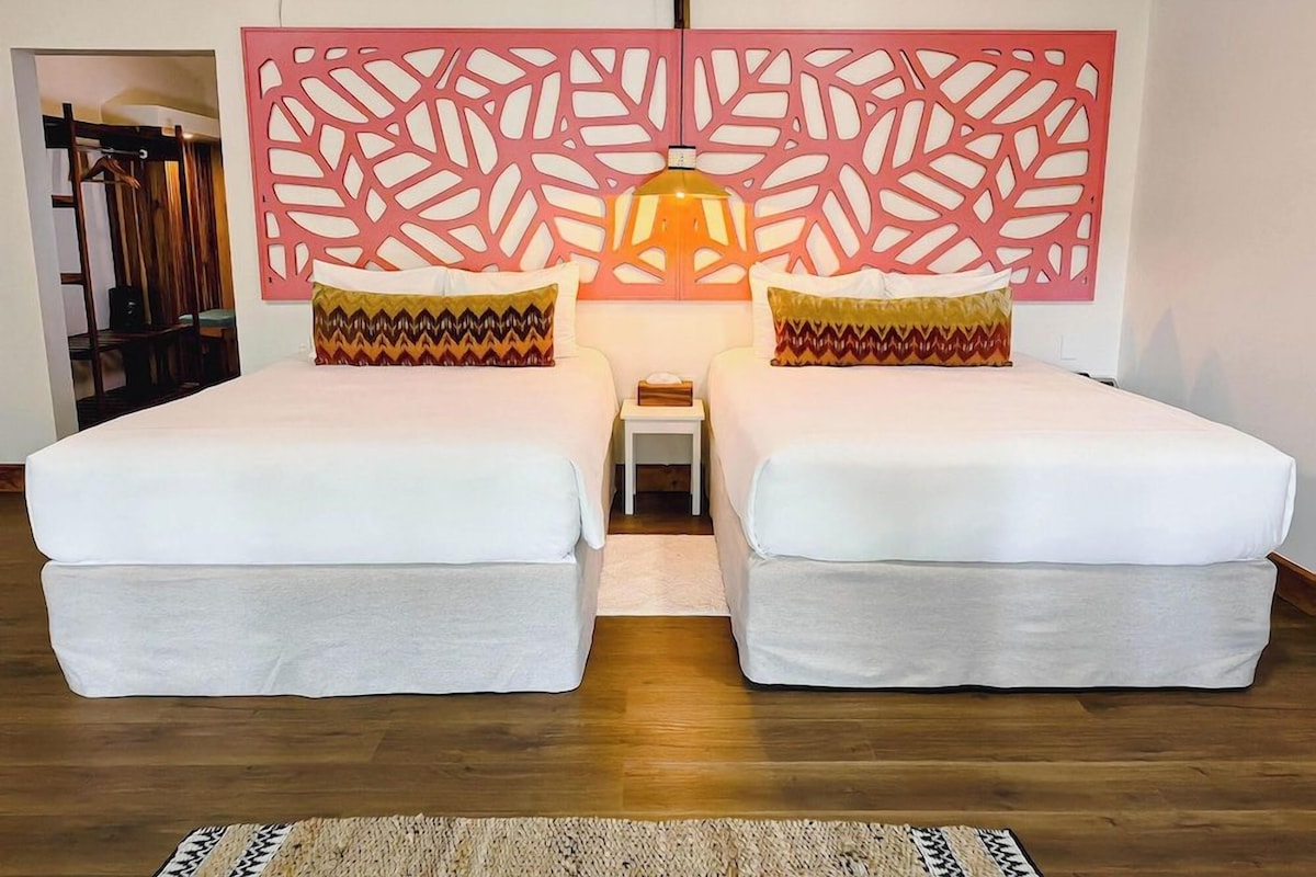 Seprai premium, selimut bulu angsa, dan tempat tidur Select Comfort