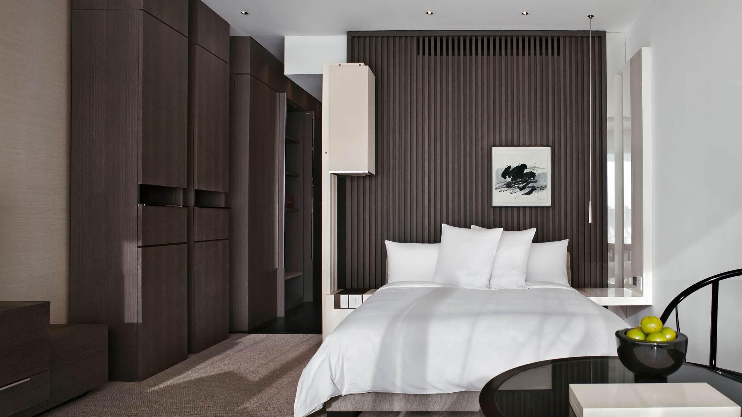 Down comforters, minibar, in-room safe, desk