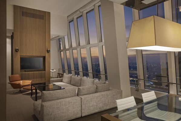 1 bedroom, minibar, in-room safe, desk