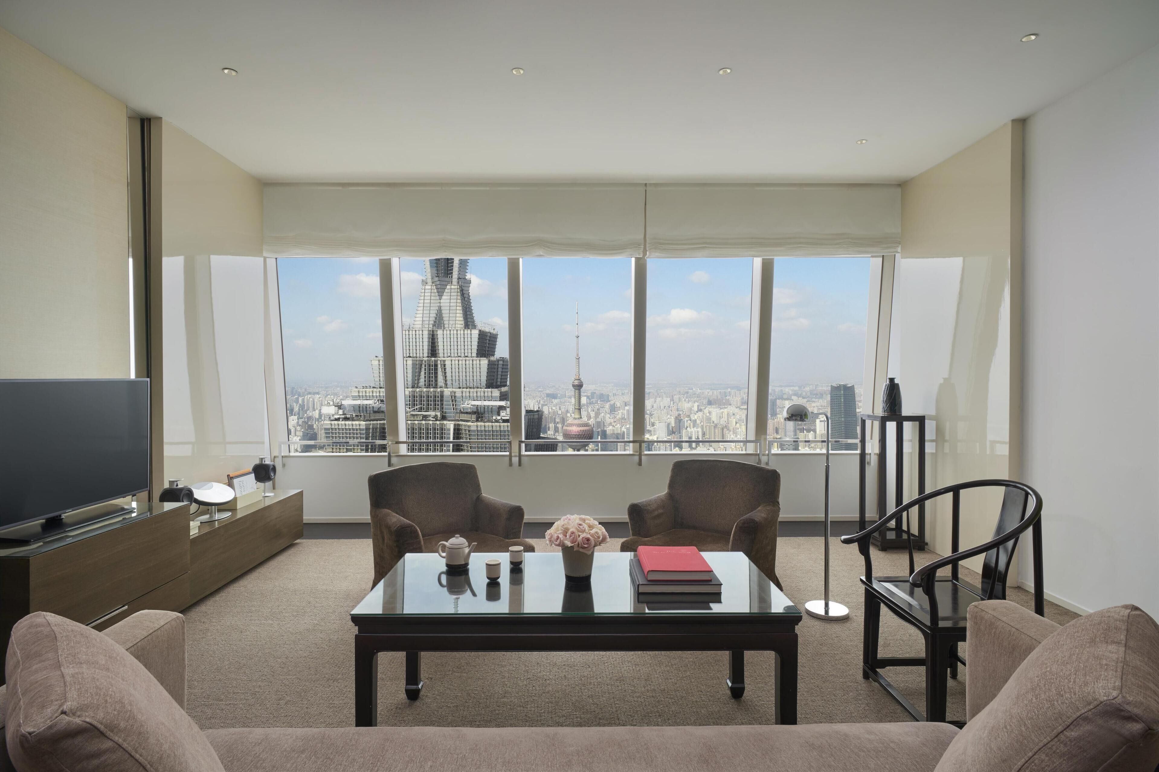 bund view suite | 1 bedroom, minibar, in-room safe, desk