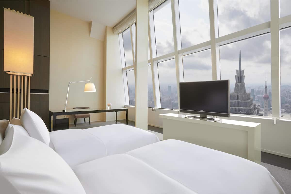 1 bedroom, minibar, in-room safe, desk