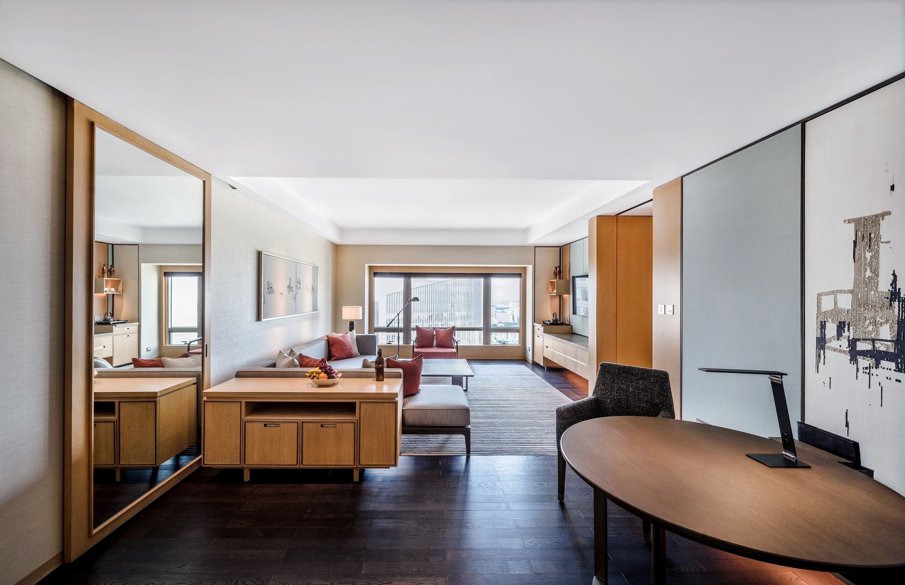 Premium bedding, down comforters, minibar, in-room safe