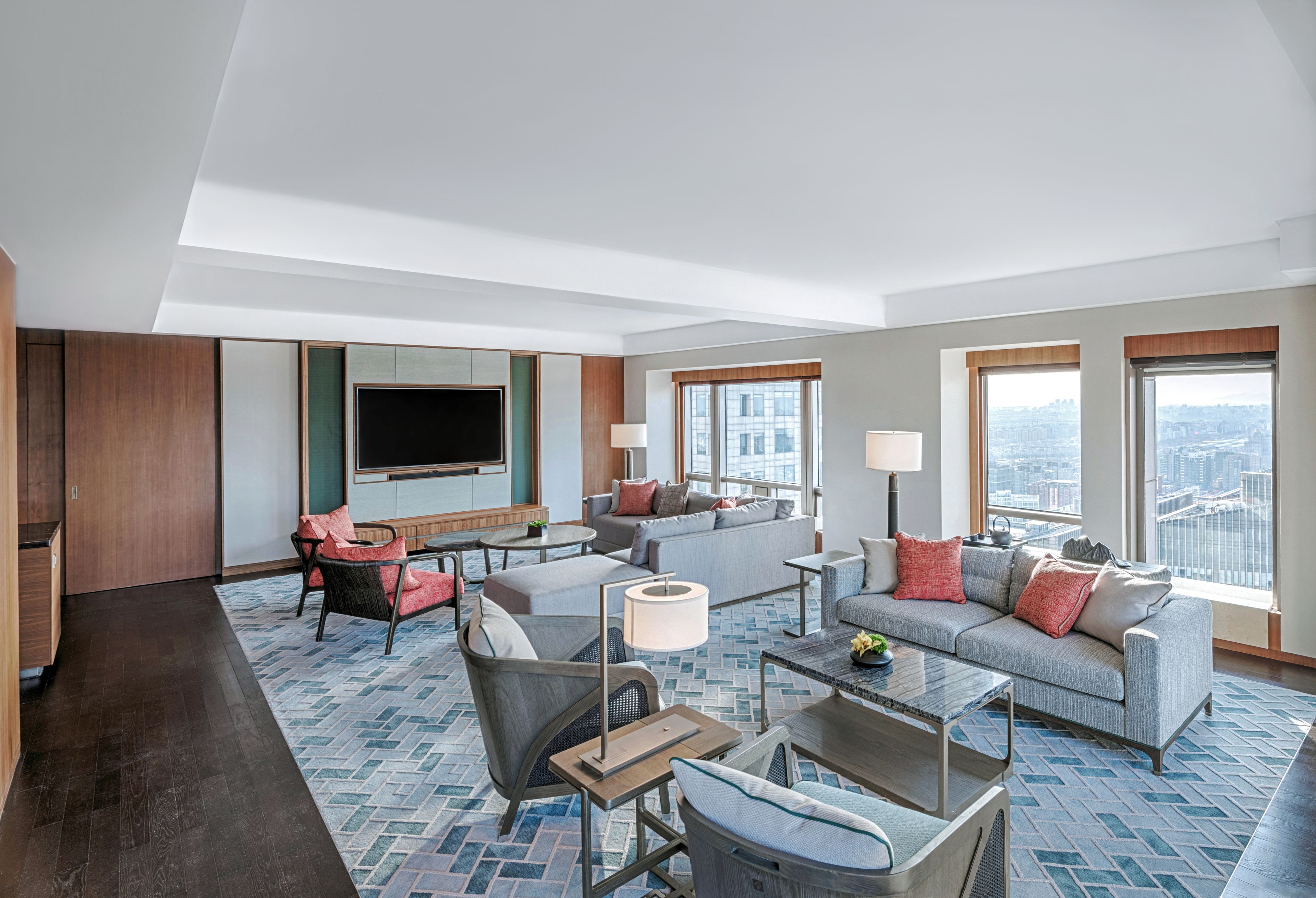 Premium bedding, down comforters, minibar, in-room safe