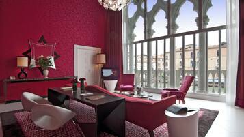 Premium bedding, minibar, in-room safe, desk