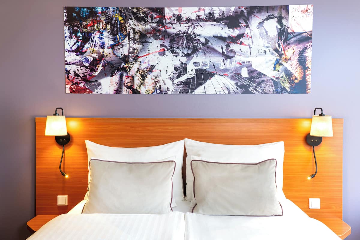 superior room | minibar, in-room safe, desk, blackout curtains