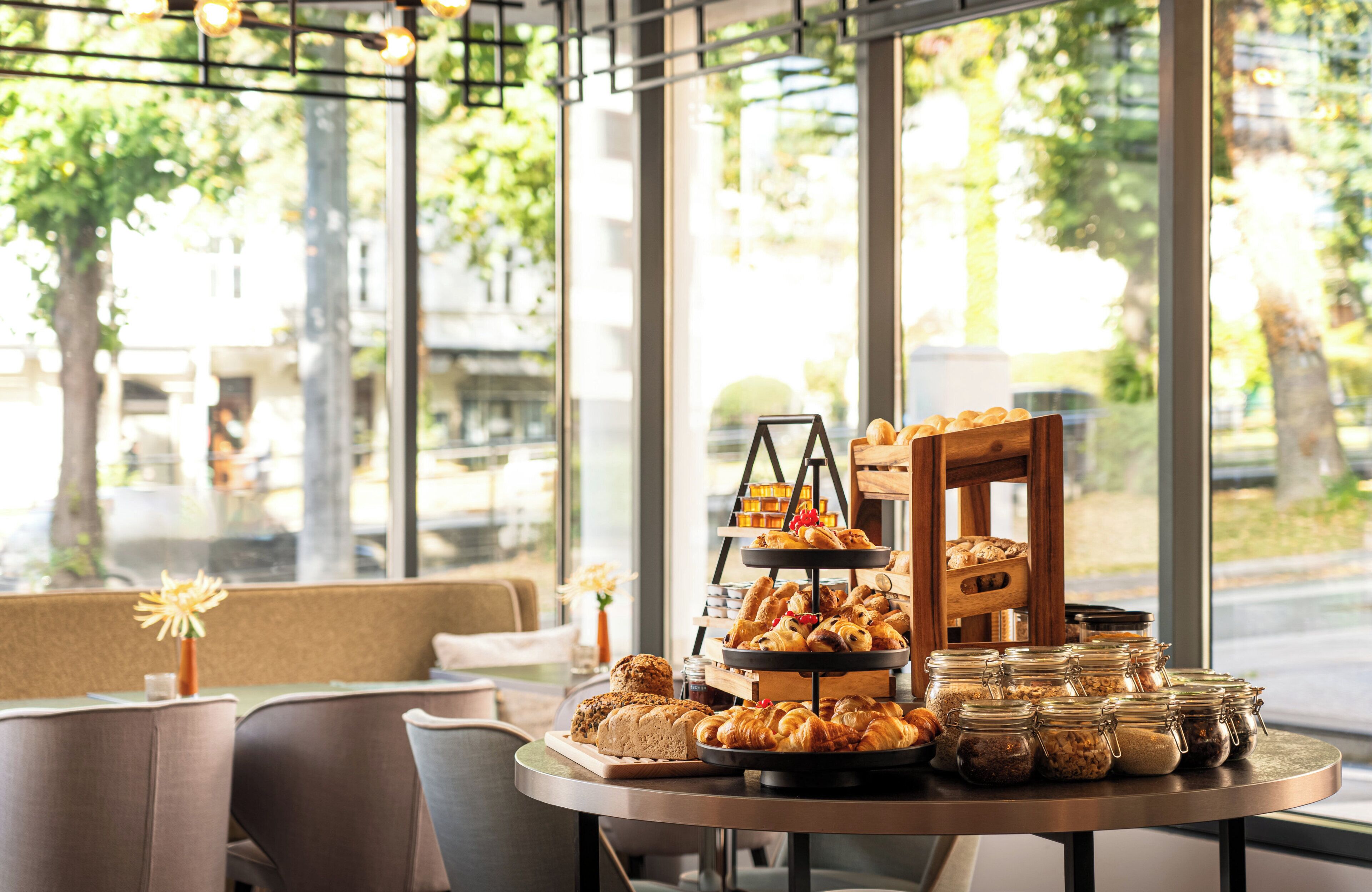 daily buffet breakfast (eur 16 per person)